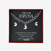 Cargar imagen en el visor de la galería, Collar + aretes| Encanto Lunar
